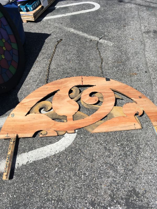 Flying sign - folded